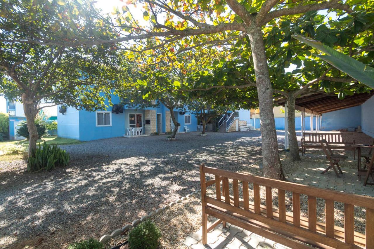 Апартаменты Apartamento Ferias De Verao 02 Бомбиньяс Экстерьер фото
